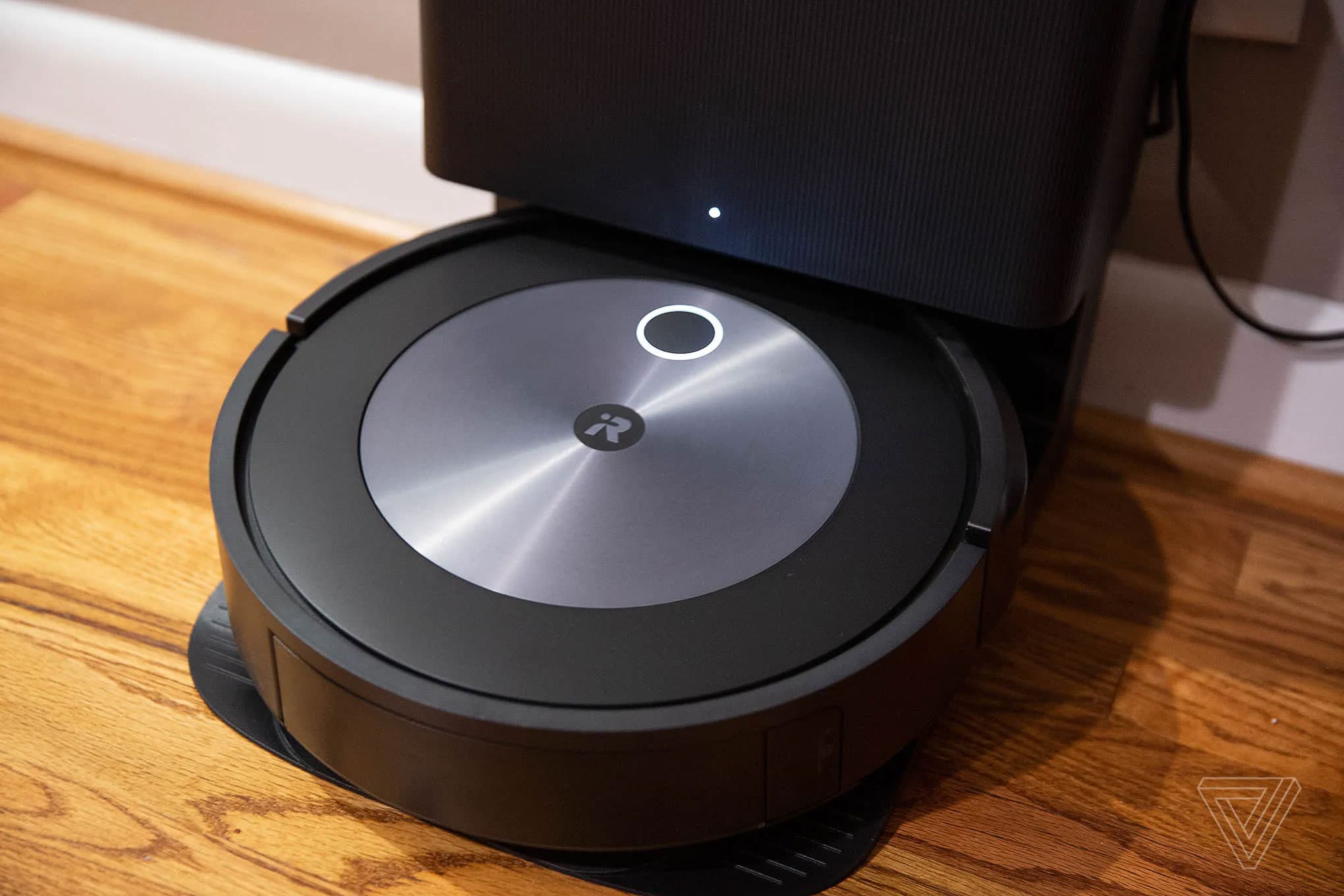 iRobot Roomba j7+